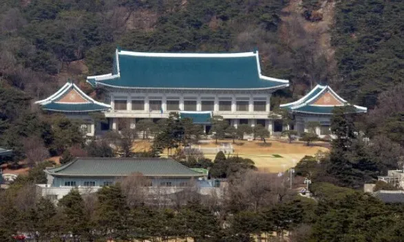 청와대 "나무호 피격, 강력 규탄"...프랑스·중국처럼 특정은 안 해 - 뉴스 썸네일 이미지