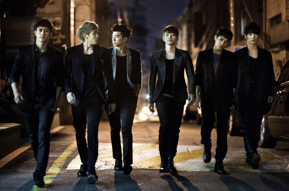 ‘짐승돌’ 2PM