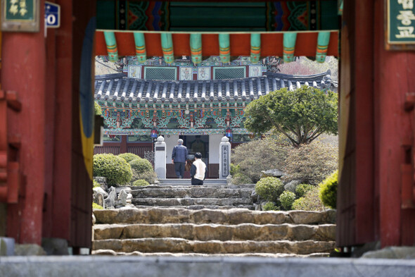 시조 강증산의 유골을 간직한 증산법종교 본부.