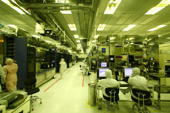 The inside of a SK Hynix semiconductor factory in Icheon