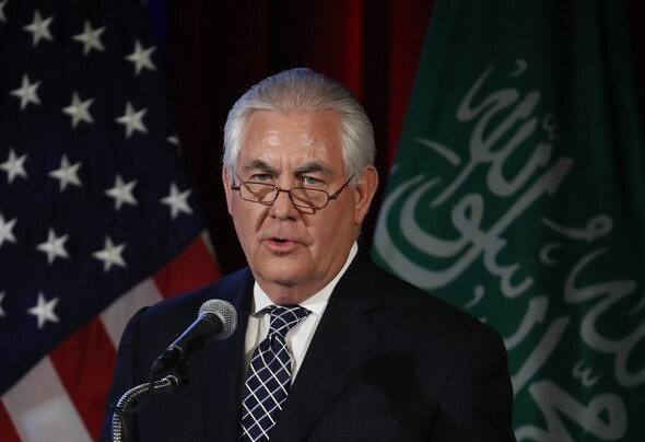 US Secretary of State Rex Tillerson speaks at a briefing at the US Chamber of Commerce in Washington DC on Apr. 19 in which he mentioned possibly redesignating North Korea as a state sponsor of terrorism. (AP/Yonhap News)