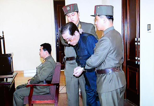  Dec. 12. Jang was reportedly executed by machine gun immediately after the trial. (YTN/Yonhap News) 
　