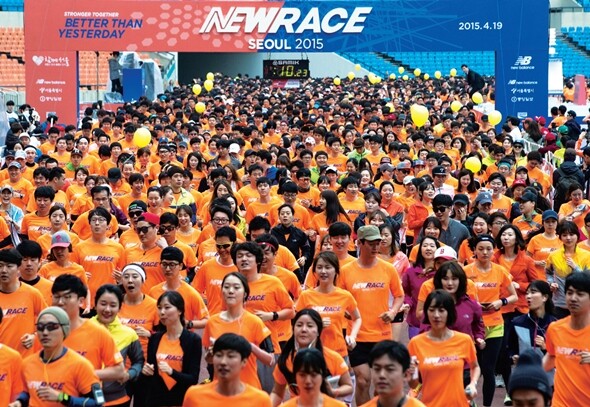 ‘뉴레이스 서울 2015’에는 2만 명이 참가했다. 박승화 기자