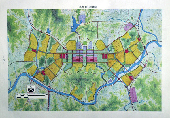 행정도시 건설 계획은 박정희 정권 때 처음으로 마련됐다. 사진은 박정희 정권 후반기에 나온 ‘행정수도 계획안’. 그때 계획했던 행정수도는 마치 날개를 편 새의 모양으로 새의 몸과 머리 부분에 입법·사법·행정 3부의 중심지구가 배치되고 양 날개 방향으로는 주거지역이 자리잡는 방안이었다.