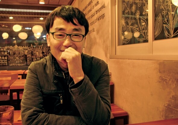 지적장애인 김종안(39)씨는 14년간의 장애인시설 생활을 끝내고 현재 체험홈에서 주거 자립을 위한 준비를 하고 있다. 최근 일터에서 고백을 받기도 한 그는 결혼, 주거지 마련 등 고민을 안고 있지만 “행복하다”고 말했다.
