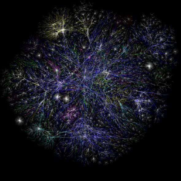 &raquo; 작은 잉여 시간들의 네트워크로 창조적인 것을 만들어내자는 ‘집단지성’ 실험이 한창이다. 인터넷 지도 프로젝트에서 그린 IP 연결망. 위키피디아