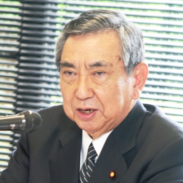  the former Japanese Chief Cabinet Secretary