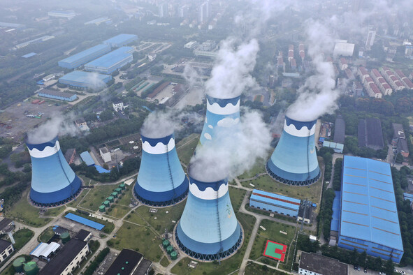 중국 장수성 난징의 한 화력 발전소 전경. 난징/AP 연합뉴스