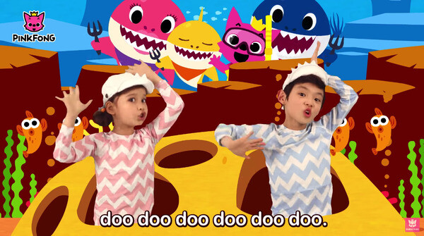 A screenshot from the YouTube video for the kids song “Baby Shark” by content brand Pinkfong. (provided by Smart Study)