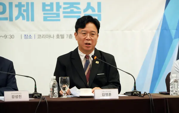 노동부, ‘녹서’ 펴낸다…AI시대 ‘새 사회계약’ 논의 담기로