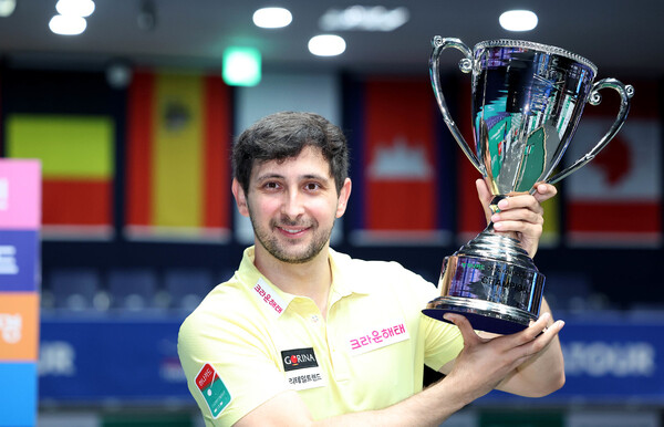 David Martinez is delighted after winning the 2025-2026 Pro Billiards 2nd Tour Hana Card Championship. PBA provided