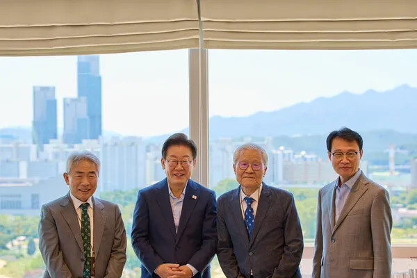 정규재 “이 대통령 ‘시진핑, 경주 APEC 올 것’이…