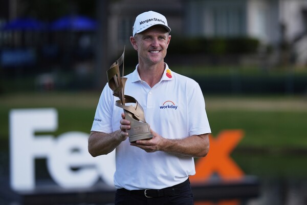 England Justin Rose rejoices after winning the St. Judged Championship in Fiji A Tour Playoffs on the 11th. Memphis/AP Yonhap News