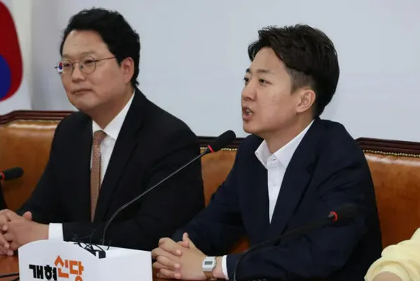 이준석 ‘의원직 제명’ 청원 60만명 넘었다…5일 마감