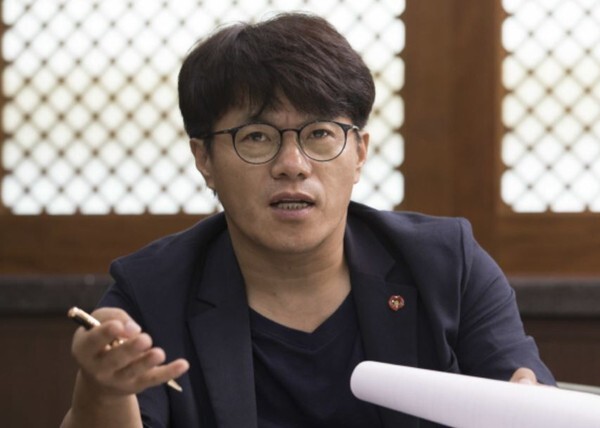 Park Goo-yong, a professor of philosophy at Chonnam National University. (Hankyoreh archives)