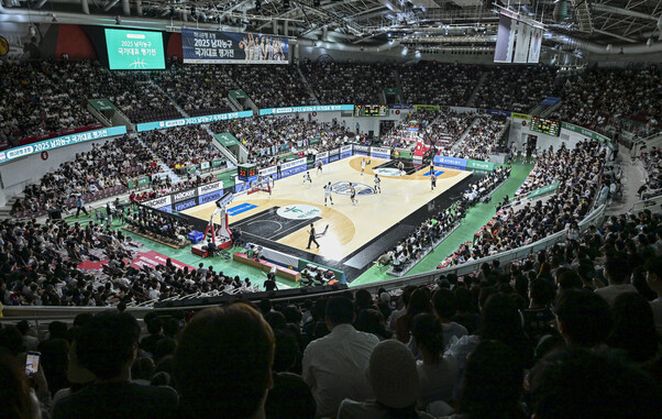 The first and fourth rounds of the evaluation were sold out quickly except for the third round. The photo shows the 4th game. Association
