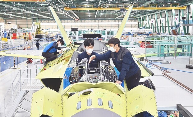 Final assembly of the KF-X fighter aircraft takes place at the Korea Aerospace Industries (KAI) complex in Sacheon in preparation for a test flight during the first half of 2021. (KAI website)
