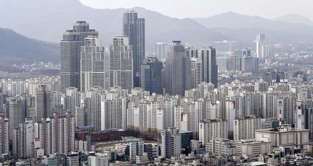 A cluster of luxury high-rise apartments in Gangnam