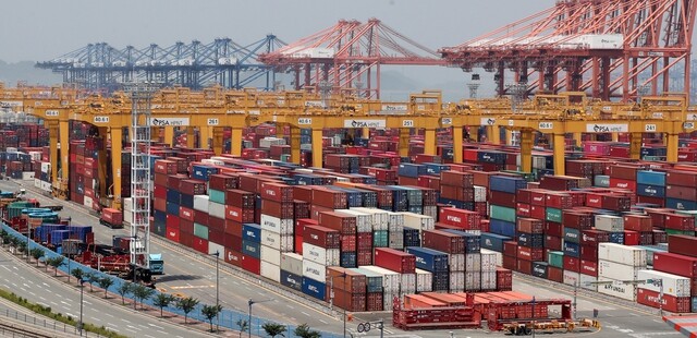 An image of containers awaiting export at Busan New Port in the city’s Kangseo District on June 5.