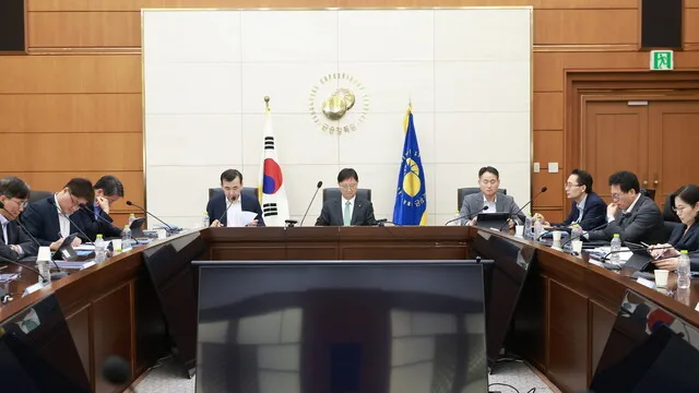 كوريا الجنوبية تحد من رسوم بيع الصناديق بعد دراسة تُظهر أن 7 من كل 10 مستثمرين قصيري الأجل دفعوا رسومًا مقدمة