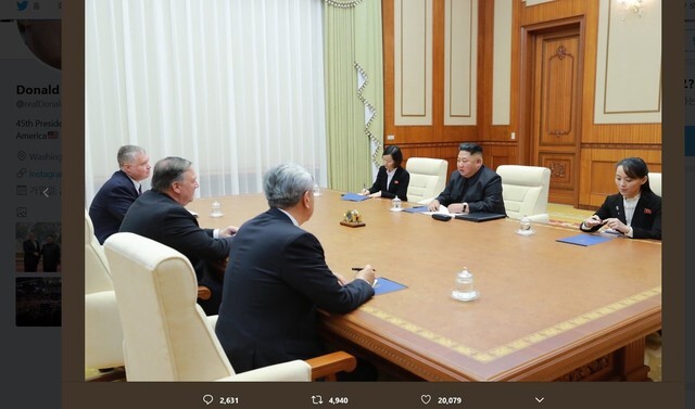 A photo of US Secretary Mike Pompeo and North Korean leader Kim Jong-un posted on US President Donald Trump’s Twitter account on Oct. 7. Also present is Kim Yo-jong