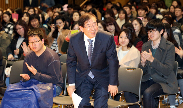 지난 7월3일 서울시청에서 열린 토크 콘서트에 참석한 박원순 서울시장. 김봉규 선임기자