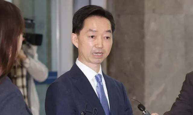 첫 출근 김지용 중수청장, 국무회의 참석 묻자 “관계기관과 협의”