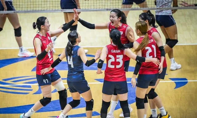 육서영 22점 폭발…여자배구, 홍콩 꺾고 아시아선수권 8강 확정