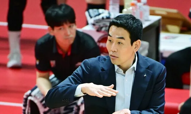 여자배구 정관장 고희진 감독 자진 사퇴…“선수단 회식 사태 책임”