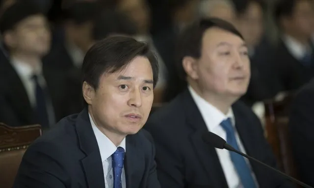 ‘내란 2인자’ 김용현 전격 추가 기소…석방 여부 지귀연 손에