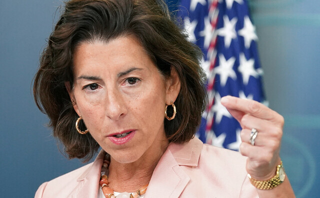 Gina Raimondo, the US secretary of commerce, gives a press briefing on Sept. 6 regarding semiconductor subsidies. (Reuters/Yonhap)