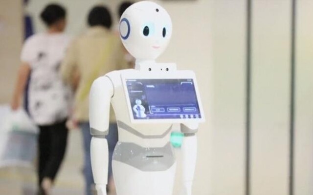 중국에서 개발한 인공지능 로봇 ‘샤오이’는 최근 의사 시험에 합격했다. 연합뉴스