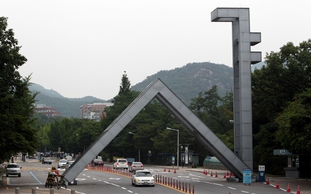 서울대는 <한겨레21> 취재가 시작되자 “김진수 전 교수의 특허에 대해 감사를 하겠다”고 밝혔다. 한겨레 김태형 기자