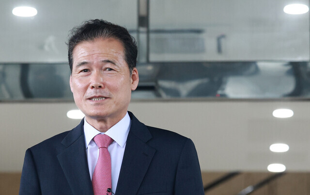 Kim Young-ho, Yoon’s pick to run the Ministry of Unification, speaks to the press outside his office for preparing for his appointment hearing at the National Assembly in Seoul on June 29. (Yonhap)