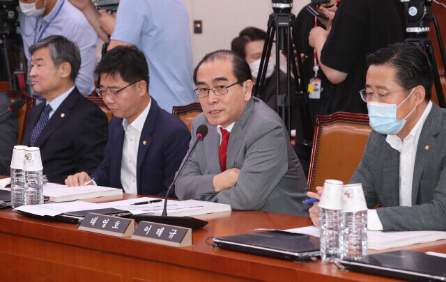 Thae Young-ho, a lawmaker with the main opposition People Power Party, asks people at the National Assembly on Oct. 7 not to disclose any information about Jo Song-gil, North Korea’s acting ambassador to Italy who disappeared in November 2018, out of concern for Jo’s family members still in North Korea. (Kang Chang-kwang, staff photographer)
