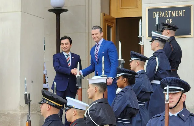 전작권 전환 여론 관련 이미지
