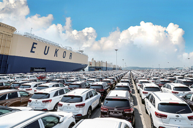 South Korea cars waiting to be exported (provided by Hyundai Motor Company)