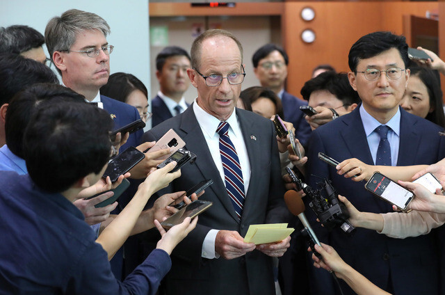 David Stilwell, assistant secretary of state at the US State Department’s Bureau of East Asian and Pacific Affairs, during his visit to South Korea in July . (Hankyoreh archives)