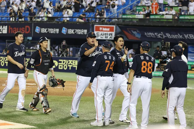 착륙을 잊은 한화 10연승…40년만 ‘한 시즌 두 번째…