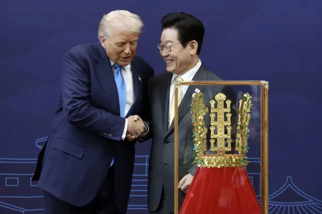 Lee pulls off pragmatic diplomacy balancing act between strongmen Trump and Xi