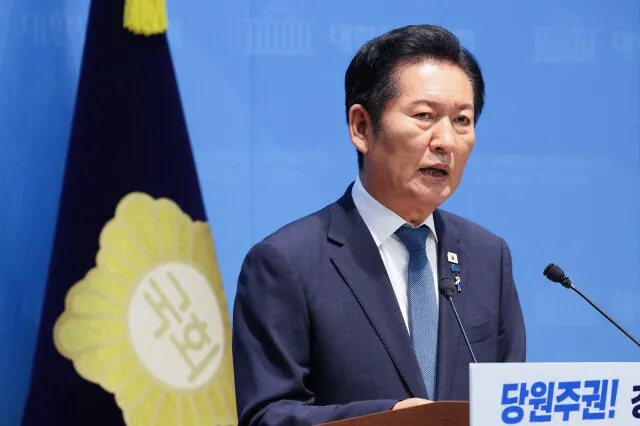 Jung Chung-rae urges restraint over US visa hold controversy, saying extreme claims do not help national interest