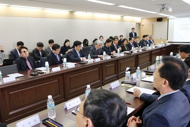 A special financial reform committee under the Presidential Commission on Policy Planning (PCPP) announced its holding real estate tax reform plan on June 22. The committee held its first general meeting on Apr. 9. (provided by PCPP)