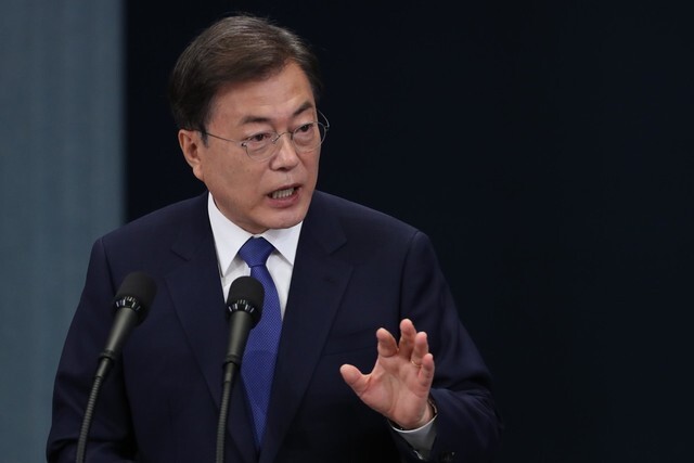 South Korean President Moon Jae-in gives a speech at the Blue House on May 10, the third anniversary of him taking office. (Blue House photo pool)