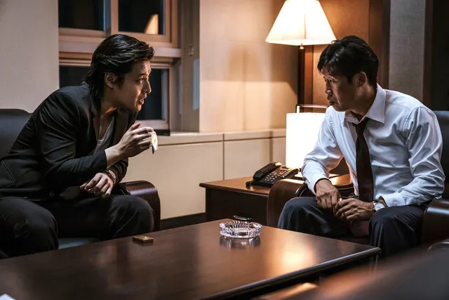 영화 야당 극중 주인공인 강하늘과 유해진의 대화 모 영화 야당 극중 주인공인 강하늘과 유해진의 대화 모습