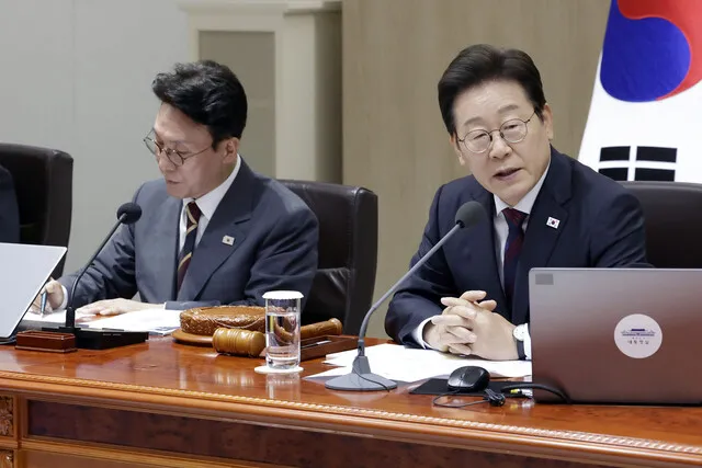 [속보] 이 대통령, 31.8조 추경 국무회의 의결…“…