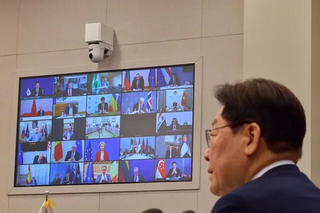 President Lee Jae Myung of South Korea participates in a virtual summit led by France and the UK on freedom of navigation in the Strait of Hormuz from the Blue House in Seoul on April 17, 2026. (courtesy Blue House)