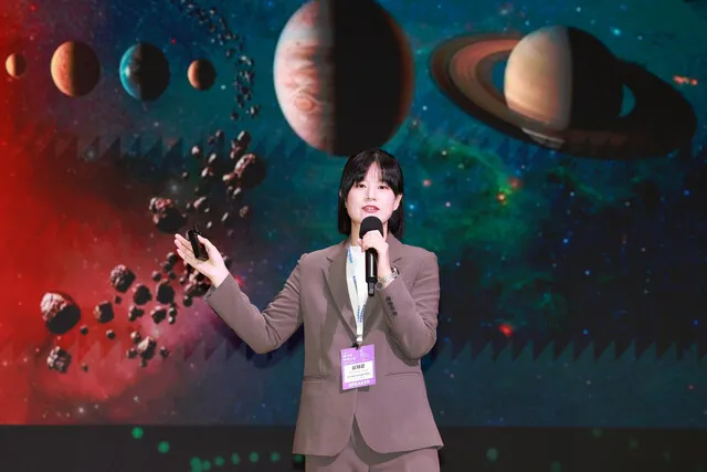 ‘균열의 시대’ 천문학자의 조언 “모든 별은 ‘불안’에서 시작…우주를 보라”