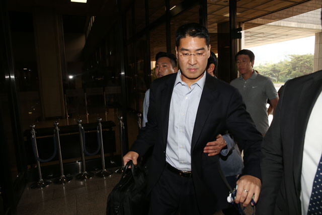 Former Oxy Reckitt Benckiser CEO John Lee appears at Seoul Central Prosecutors’ Office in Seoul’s Seocho district