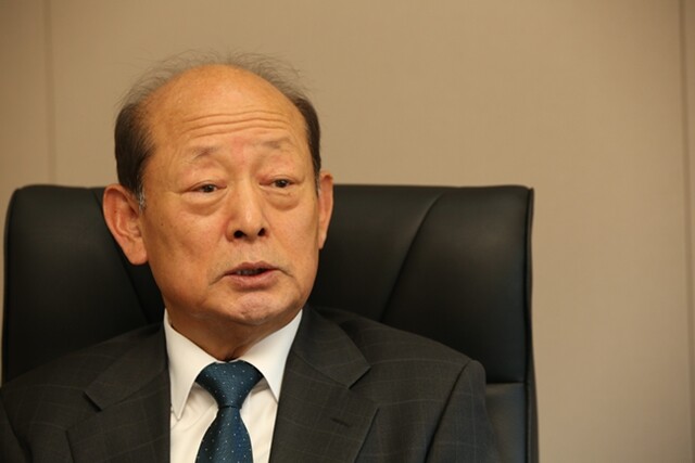 가장 최근인 2013년 2월 퇴임한 송두환 전 헌법재판관(2007~2013년)은 2003년에는 대북송금 특별검사를 맡기도 했다. 류우종 기자
