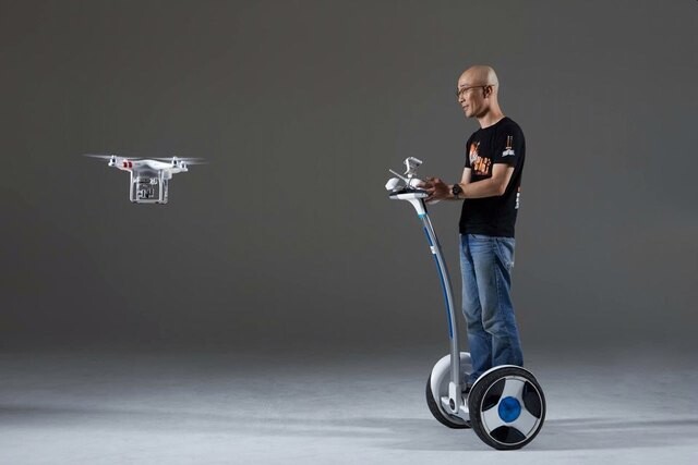 ‘엣지’ 있는 퍼스널 모빌리티 패션은? - 뉴스 썸네일 이미지